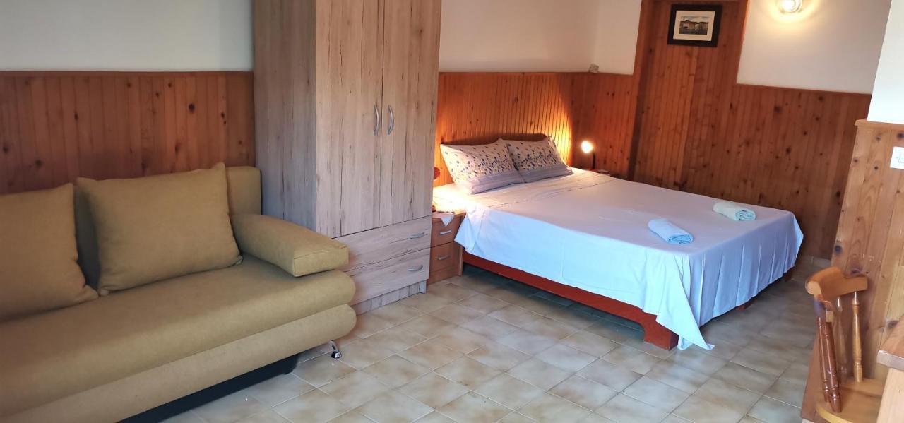 Apartments And Room Pergola Rovinj Exterior foto