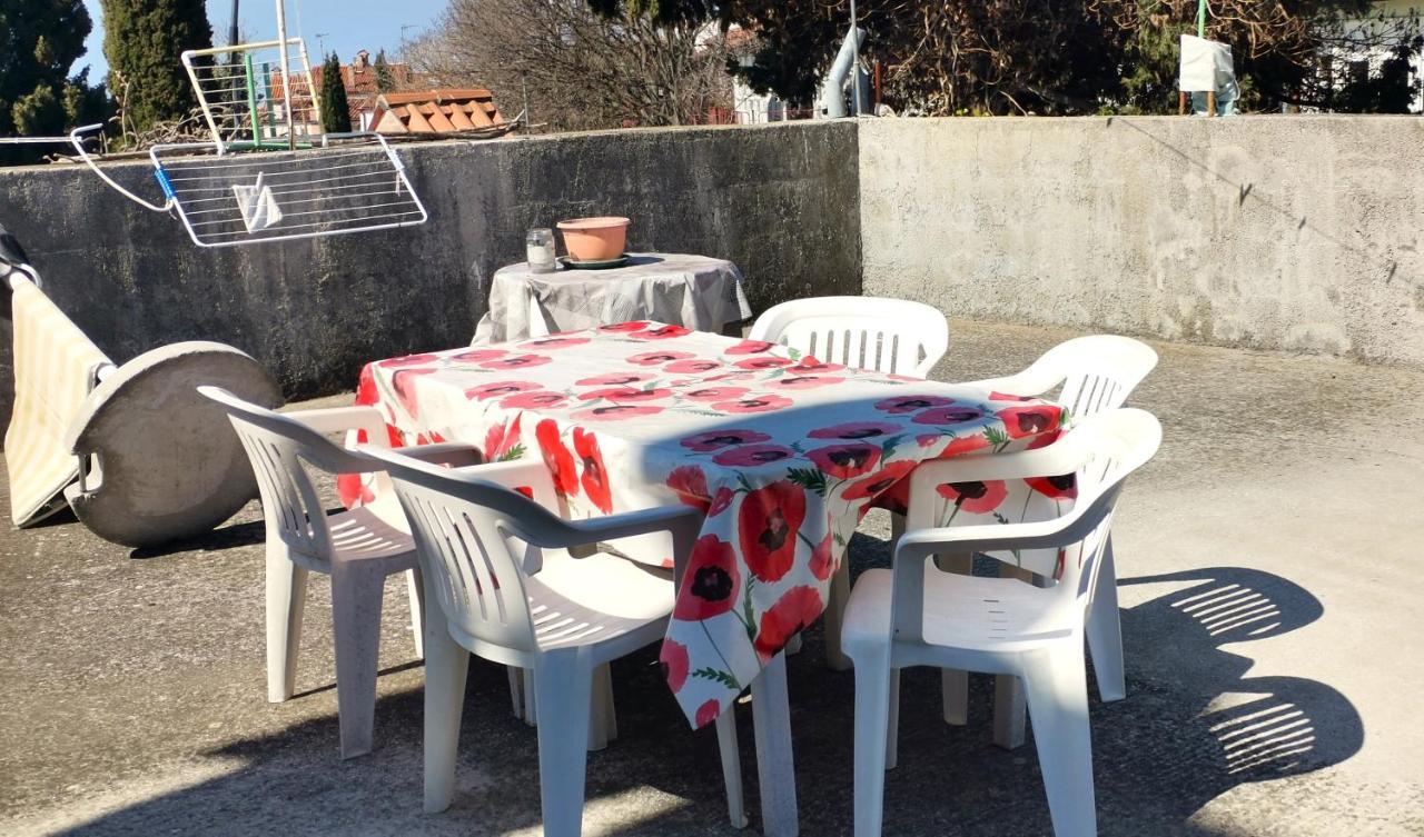 Apartments And Room Pergola Rovinj Exterior foto