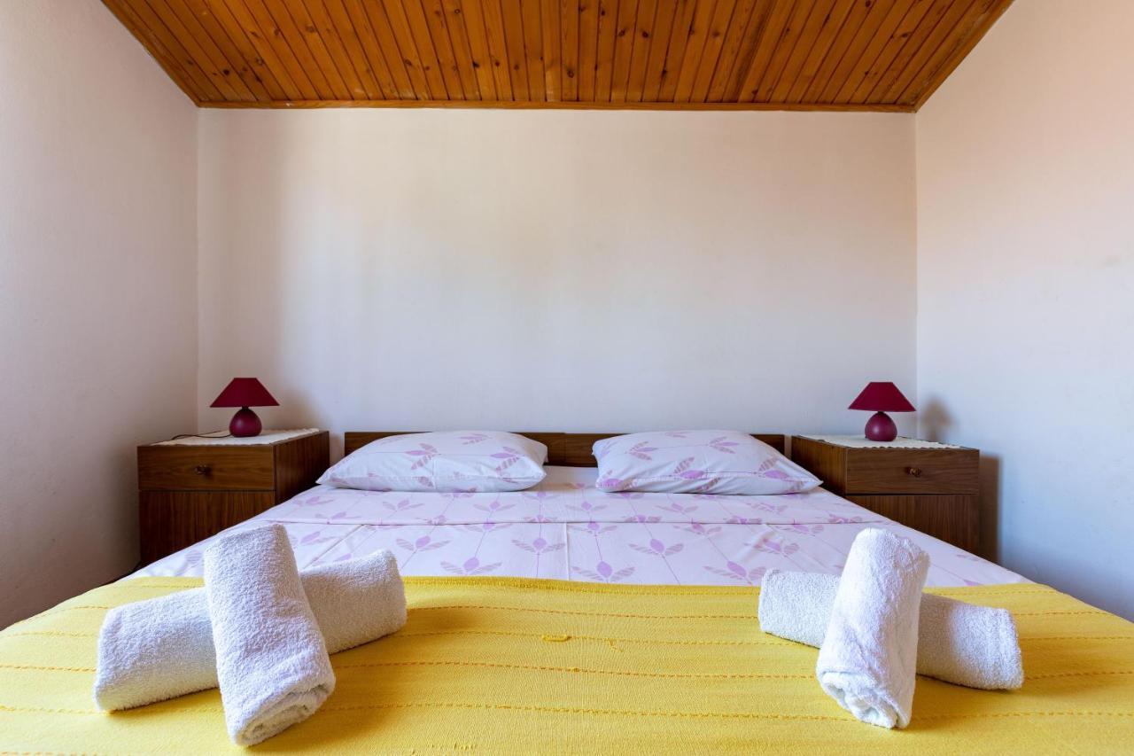 Apartments And Room Pergola Rovinj Exterior foto