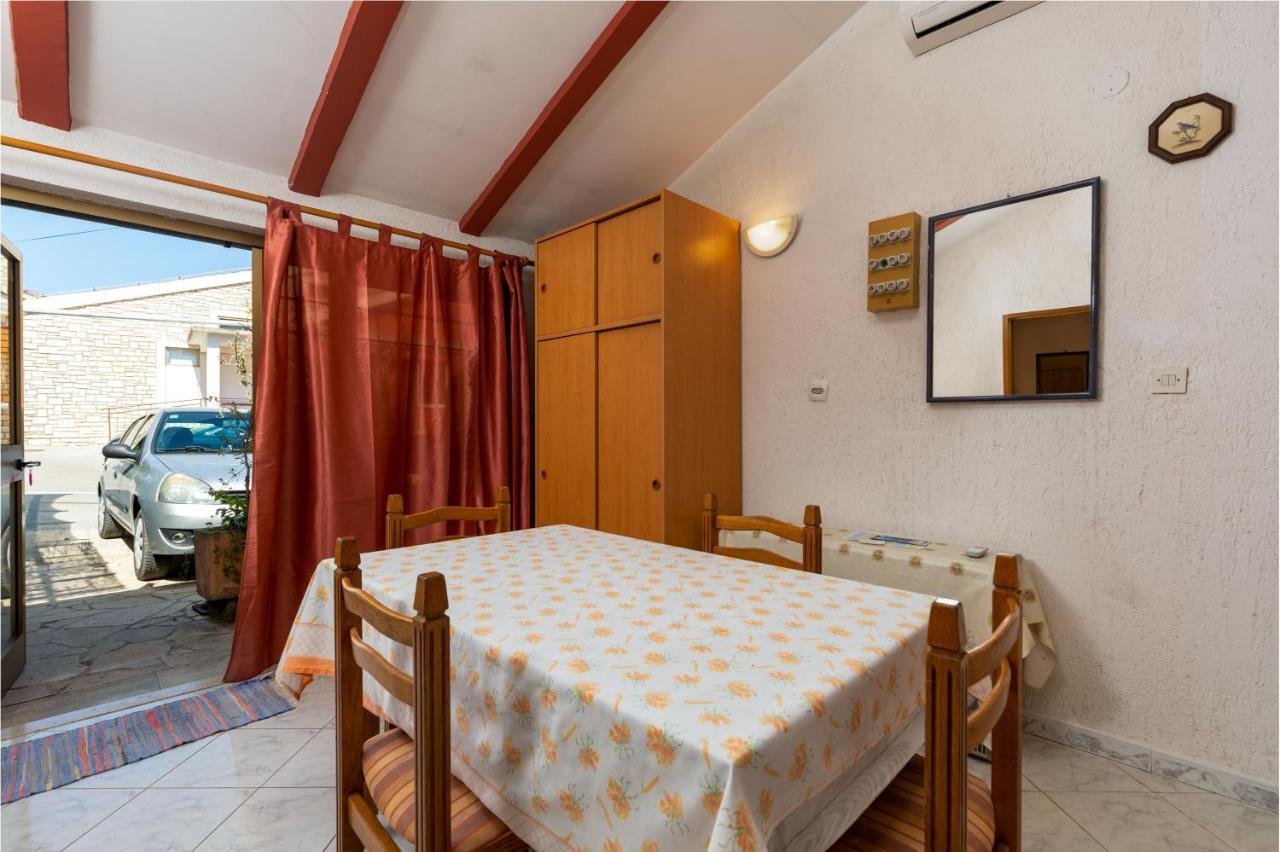 Apartments And Room Pergola Rovinj Exterior foto
