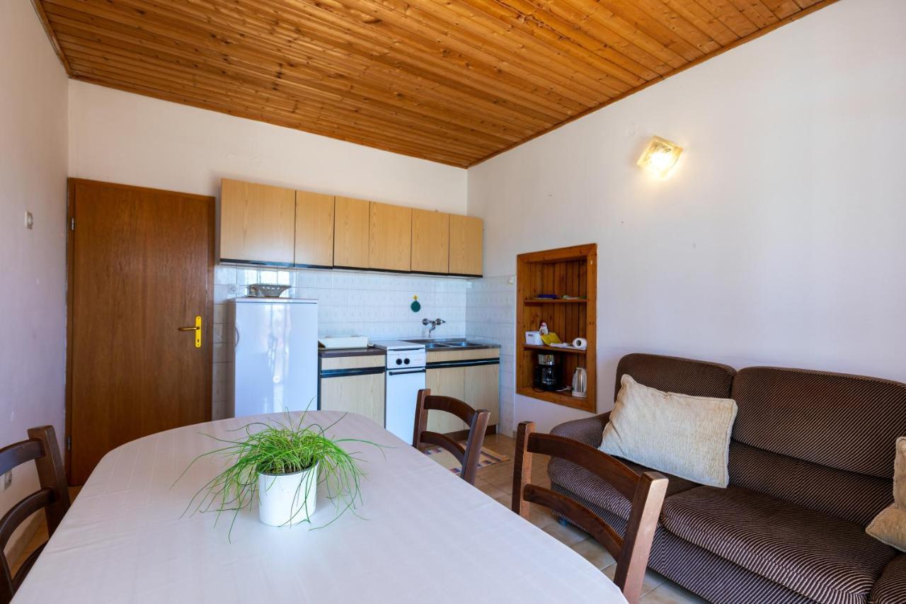 Apartments And Room Pergola Rovinj Exterior foto