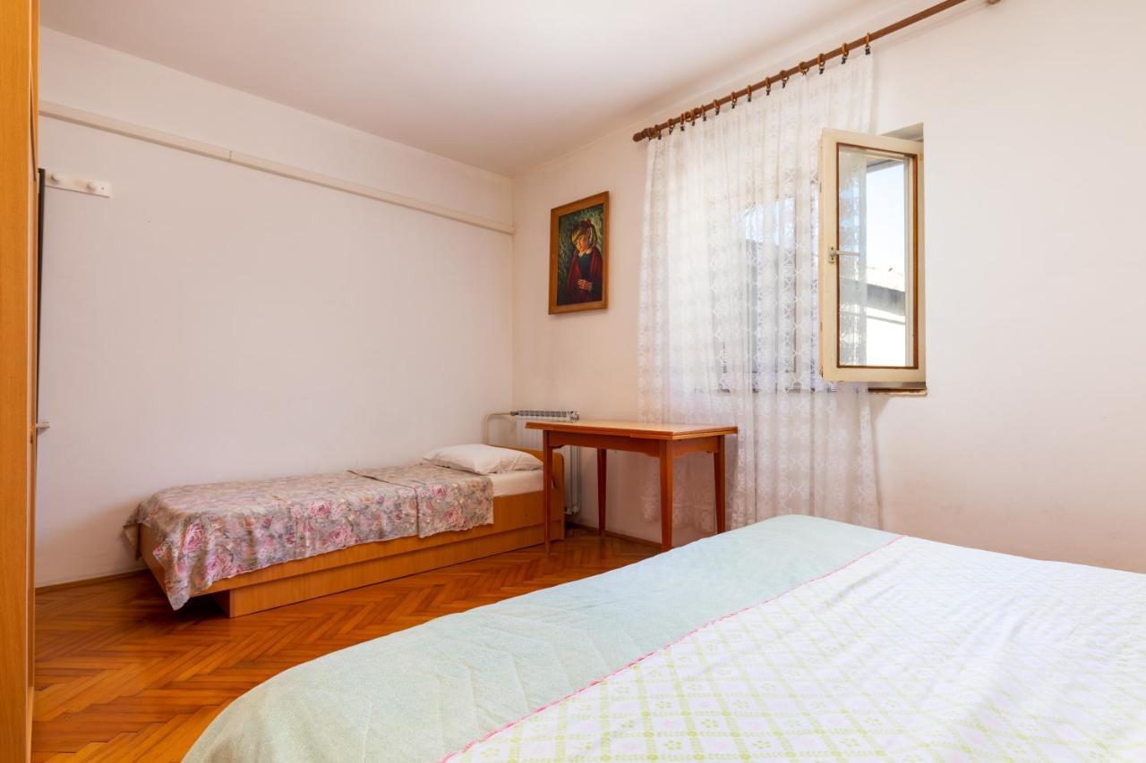 Apartments And Room Pergola Rovinj Exterior foto